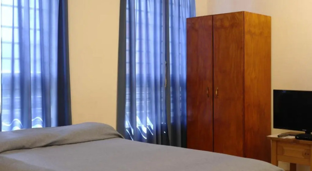Студия с красивым видом из окна Orange Rembrandt Studio Apartments