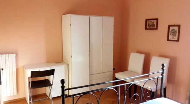 Large Vatican Apartment with 3 bedroom