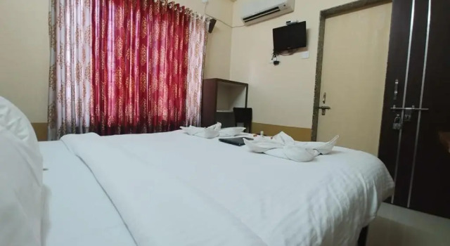 Двухместный номер Deluxe Hotel Yogiraj
