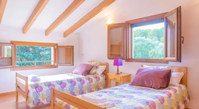 ES Riquers, Book Hotel Porreres Majorca