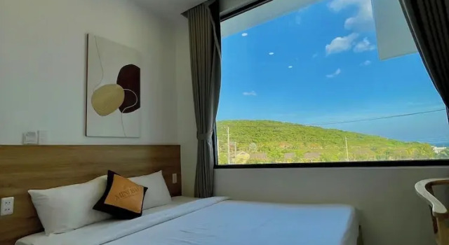 Семейный люкс с видом на бассейн Tuong Vy Mini Bay Hotel Mui Ne