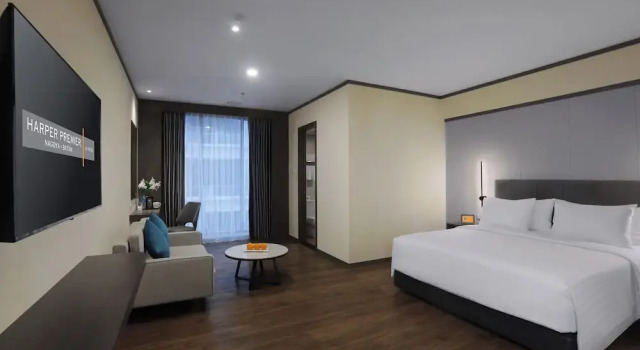 Люкс Harper Premier Nagoya Batam