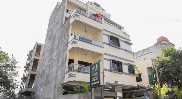 OYO 28089 Uk Service Apartment, Забронировать Апартаменты/квартира Апартаменты штата Махараштры, Апартаменты/квартира