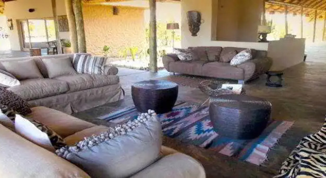 Tlou Safari Lodge, Reserva ahora Hotel Hoteles SPA en Lesoma, SPA