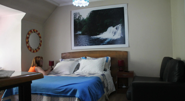 Hostal Chile Chico, Забронировать Отель Отели Сантьяго с парковкой, рядом с Станция метро Manuel Montt, Парковка