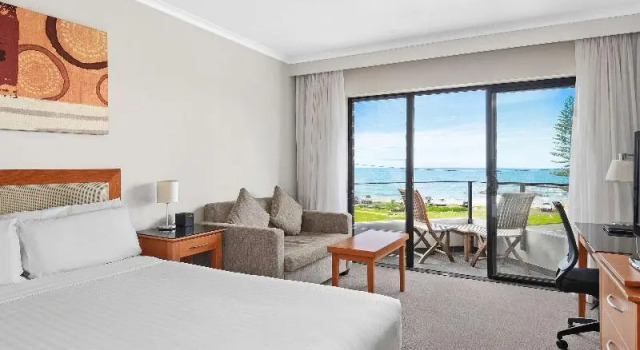 Двухместный номер Standard с балконом ibis Styles Port Macquarie
