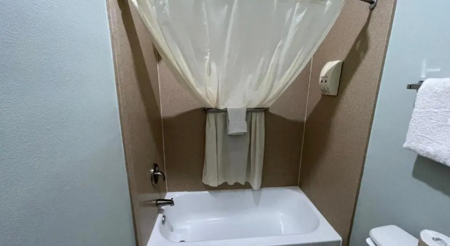 Четырёхместный номер Standard Weslaco Inn Weslaco-Mercedes