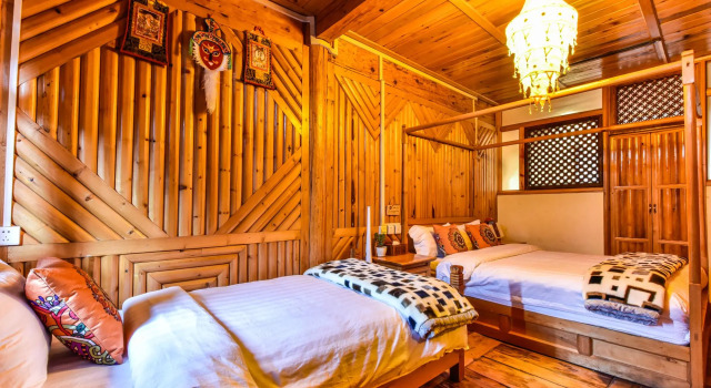Kersangs Relay Station Hotel, Buchen Sie Hotel Hotels in Yunnan mit Parkplatz, Parkplätze
