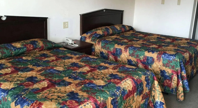 University Lodge Motel, Book Motel Frankfort Bourbon Trail Kentucky