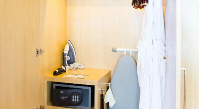 Двухместный клубный номер Deluxe Lotte Hotel Hanoi