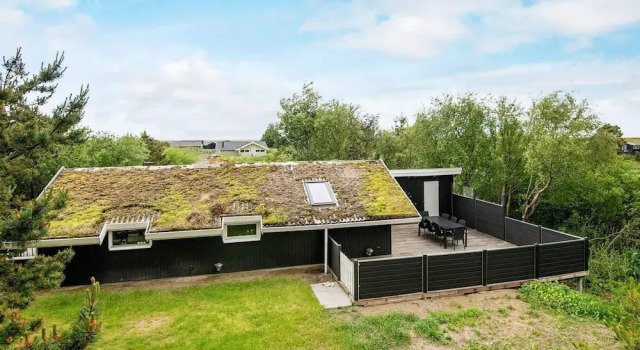 Коттедж 6 person holiday home in Rømø
