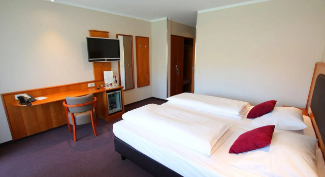 Hotel Straubs Schöne Aussicht, Prenota Hotel Klingenberg am Main Odenwald