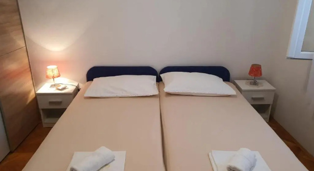 Apartmani Barada, Забронировать Апартаменты/квартира Отели Сегет-Враница с парковкой, Парковка