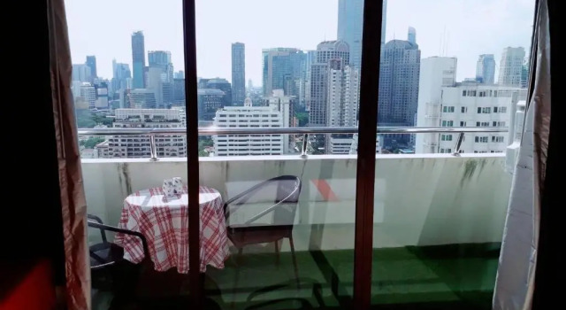 Апартаменты cozy apartment central bangkok 25th floor beautifull balcony