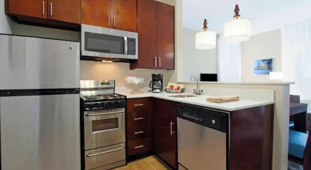 Четырёхместный люкс TownePlace Suites by Marriott New Orleans Harvey/West Bank