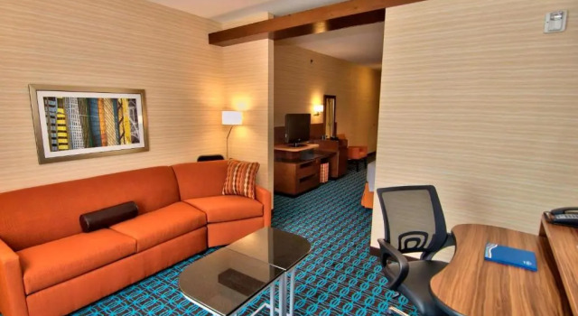 Двухместный люкс c 1 комнатой Fairfield Inn & Suites Towanda Wysox