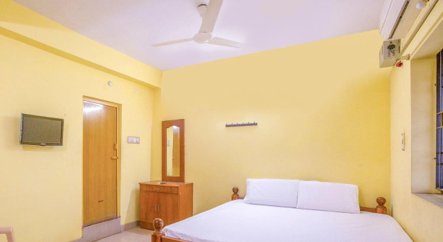 Kgt Guest House by OYO Rooms