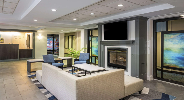 Hyatt House Herndon/Reston, Buchen Sie Hotel Reston Virginia