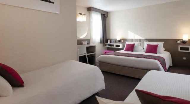 Семейный номер Standard Kyriad Saint-Etienne Centre