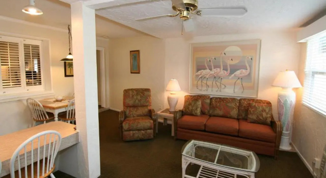 Апартаменты Deluxe Venice Beach Villas