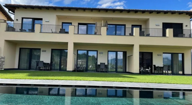 Апартаменты Weingut Gasshof- Panorama Pool in den Weinbergen
