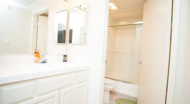 Апартаменты Strathmore Apartments