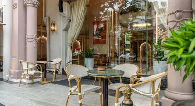Golden Tree Hotel & Apartment, Забронировать Апартаменты/квартира Район 7 провинция Хошимин