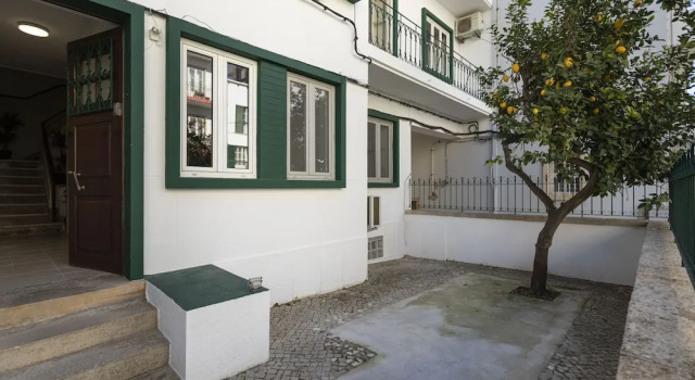 Lemon Hostel Faro, Забронировать Хостел Хостелы Фару, рядом с Театр A Companhia de Teatro do Algarve, Хостел