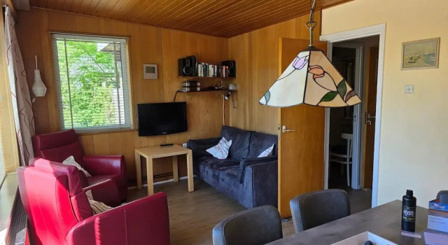 Bungalow for 6 Persons With a Very Spacious South-facing Garden, Reserva ahora Casa o chalet Hoteles en Islas Frisias con aparcamiento, Aparcamiento