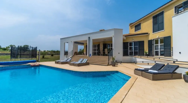Villa in Filipana With Private Heated Pool, Rezervovat Vila Filipana Istrie