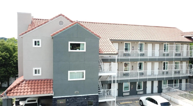 Двухместный номер Standard Village Motor Inn