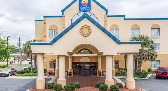 Comfort Inn & Suites Ft. Jackson Maingate