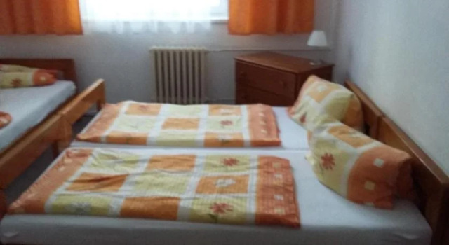 Penzion Vápenka, Rezerwuj Hotel Hotele w Kraj hradecki z parkingiem, Parking