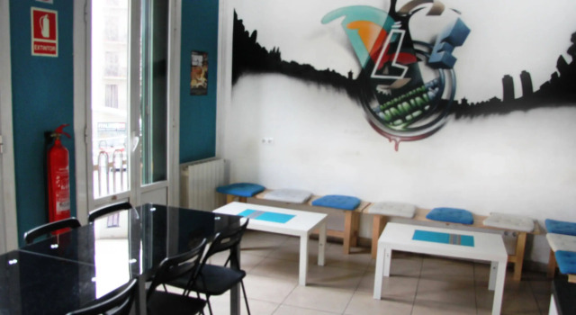 No Limit Hostel Graffiti, Забронировать Хостел Недорогие отели Барселоны, рядом с Станция метро La Sagrada Família, недорого