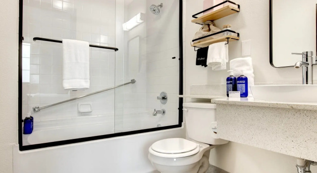 Elwood Hotel & Suites, Забронировать Отель Лексингтон Bourbon Trail Kentucky