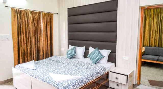3 Bedroom Condo Mussoorie - TV/WIFI/Heater, Rezervovat Hotel Mussoorie Uttarakhand