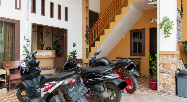Urbanview Hotel Nisura Homestay Medan by RedDoorz, Rezerwuj Hotel Medan Sumatra