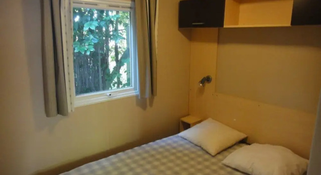 Camping Mas de Nicolas, Rezervasyon Kamp Alanı Alpilles kamp ve glamping, Kamp Alanı
