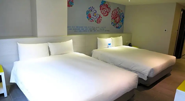 Четырёхместный номер Standard Wholesome Hotel