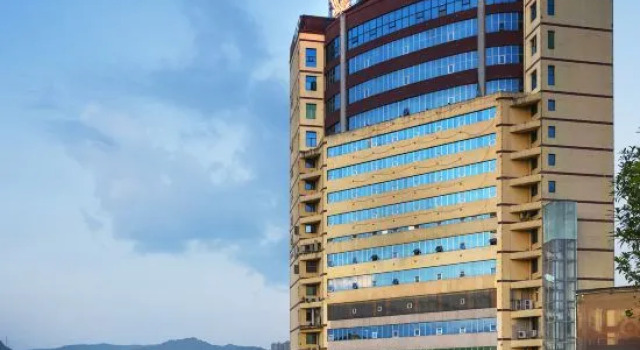 Vienna Hotel (Wanzhou Wuqiao South Station), Prenota Hotel Hotel a Chongqing Area con parcheggio, Parcheggio