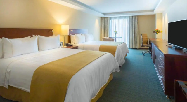 Трёхместный номер Superior GHL Hotel Capital