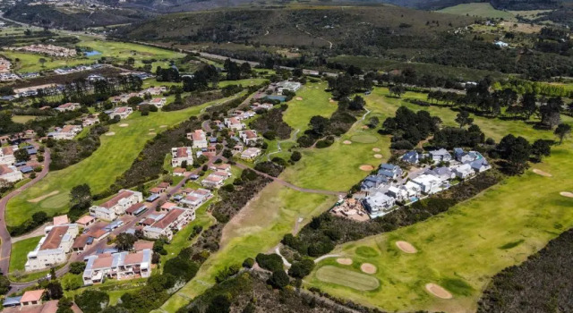 Апартаменты Goose Valley Golf Estate Unit J6