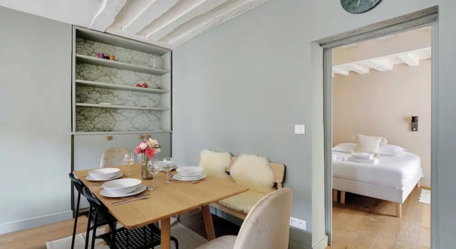 CMG Superbe appartement- 4P- Marais / Montorgueil, Забронировать Отель Париж Иль-де-Франс, рядом с Станция метро Rambuteau