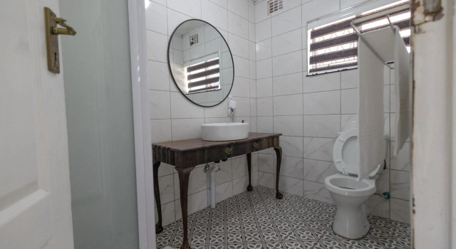 Safi Suite 3 bedroom Apartment - 4, Забронировать Апартаменты/квартира Ист-Лондон провинция Восточный Кейп, рядом с Торговый центр Hemingways Mall