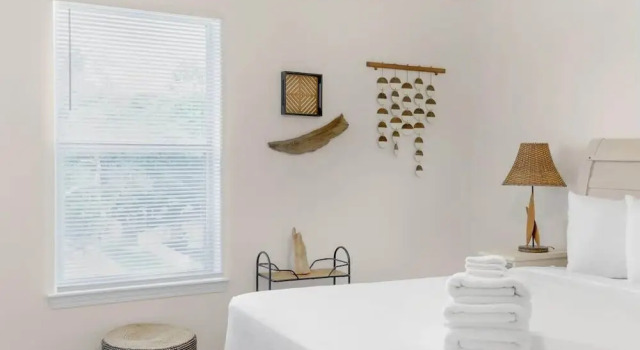 Cozy 2 Bed Duplex Just Blocks From Downtown Biloxi, Забронировать Дом для отпуска Билокси Миссисипи - побережье, рядом с Казино Beau Rivage