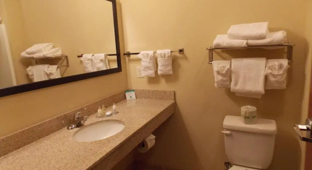 Номер Standard AmeriVu inn and Suites - Crookston