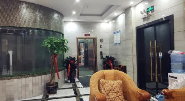 Xingyi Yuemei Hotel (Jushan Avenue Menglecheng), Varaa Hotelli Qianxinan Kiina