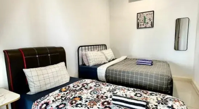 4 bedder D’Pristine condo 22-25 opp legoland (13pax), Réserver Hôtel Nusajaya 