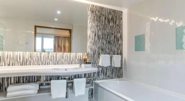 Двухместный номер Executive Novotel Edinburgh Park