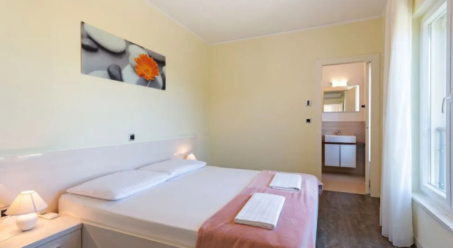 Luxurious Villa in Splitska With Swimming Pool